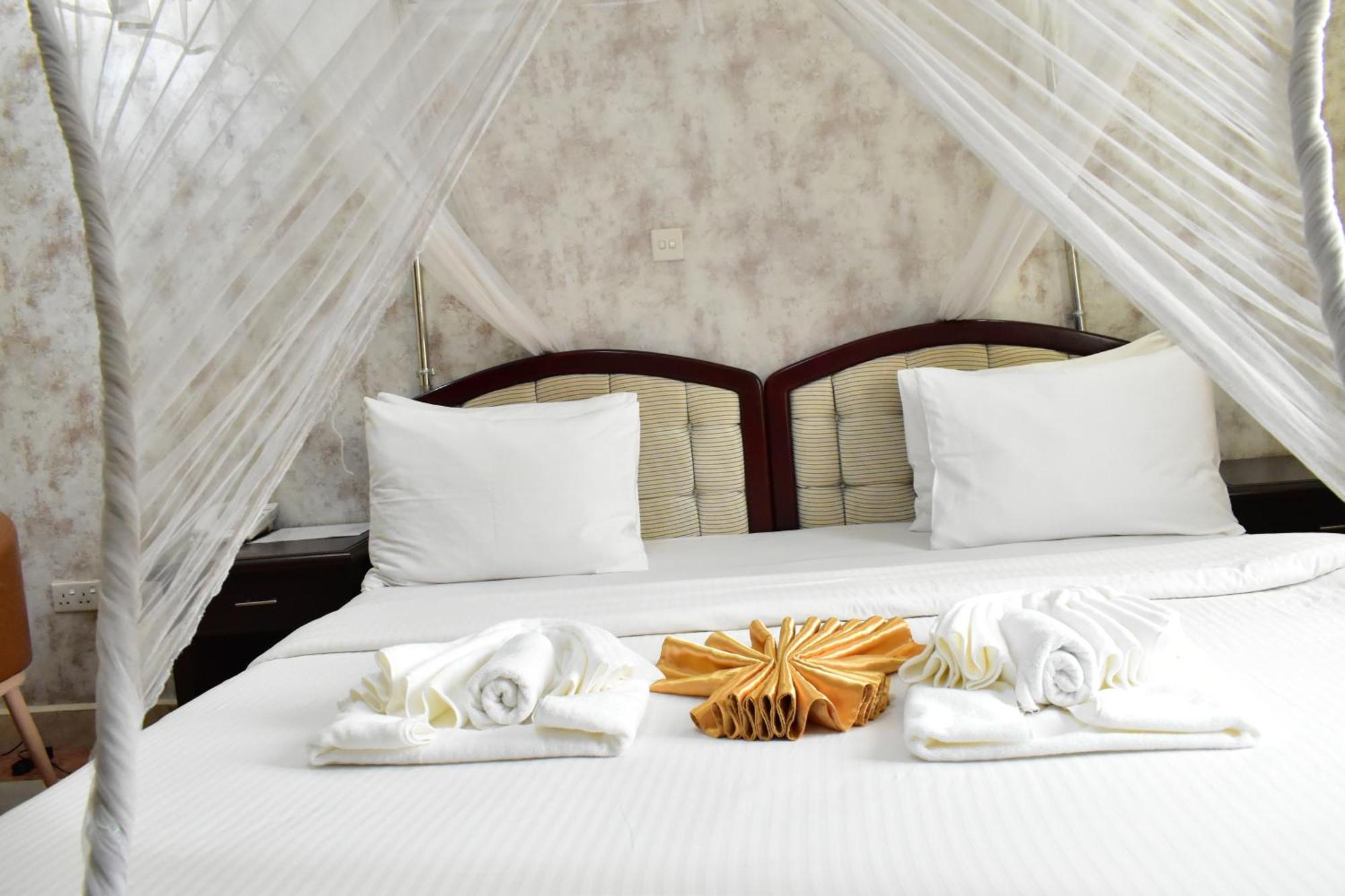 Quality Hotel Джуба Экстерьер фото